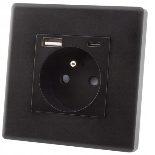 Zásuvka Čierna S Kolíkom + Zásuvka USB A+C 20W Súprava S Rámikom PCV